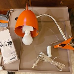 Crate & Kids Wildlife Fox Clip Lamp